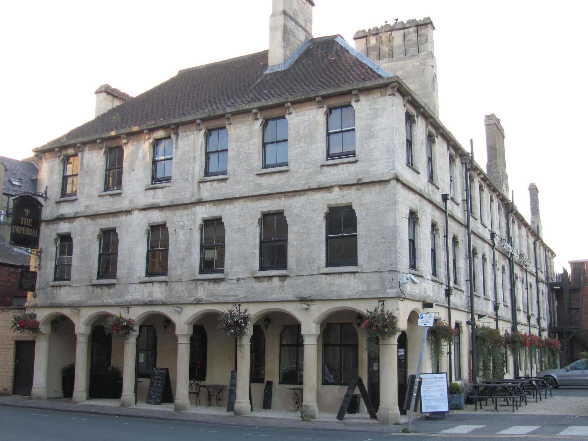 The Imperial Hotel Stroud  Exterior foto